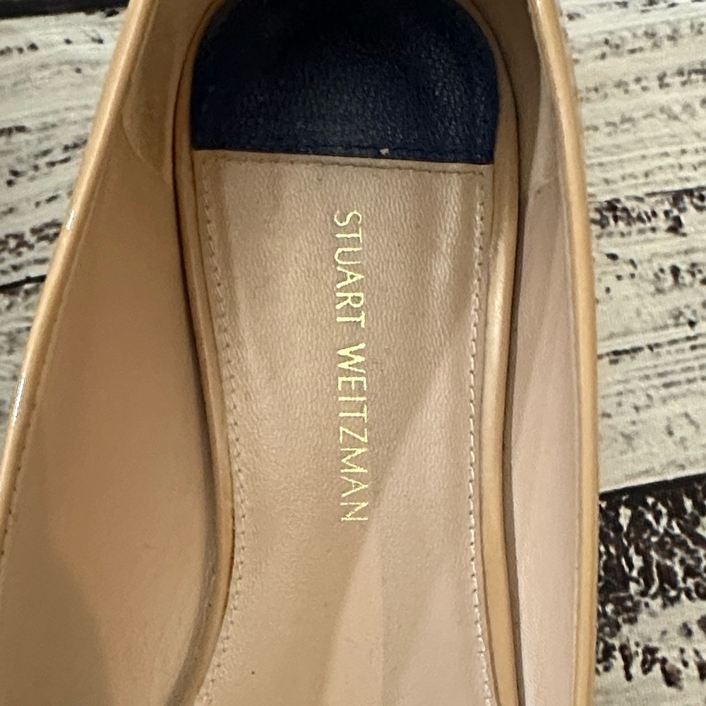 Stuart Weitzman The Belle Nude Patten Leather Bow Ballet Flats Sz. 7.5 - Picture 2 of 13